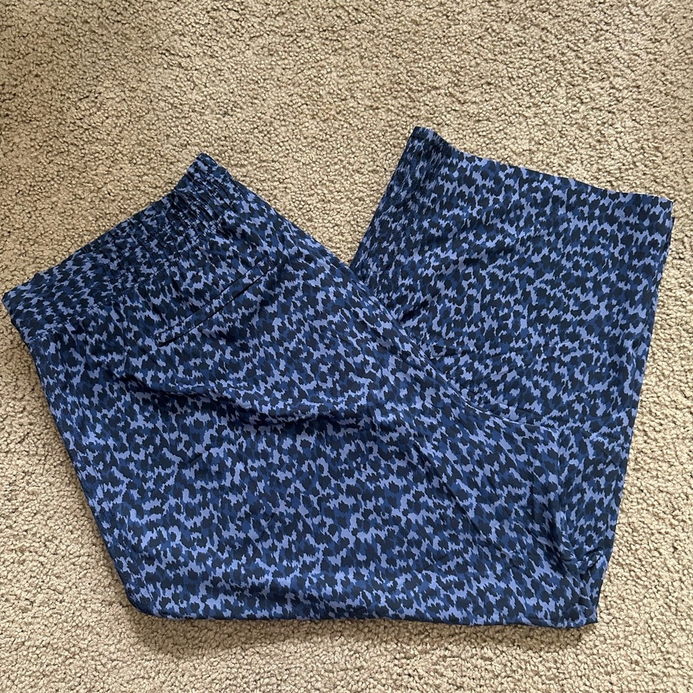Athleta Navy Patterned Leggings